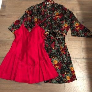VICTORIA’S SECRET Silk Nightgown & Robe Set